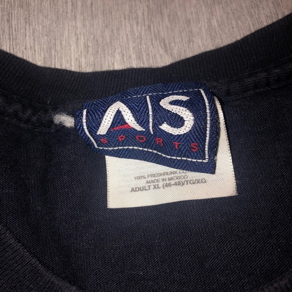 Notre dame fighting Irish spell out felt letter t shirt sz xl - Picture 2 of 2